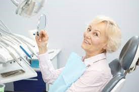 مراقبت دندانی افراد سالخورده